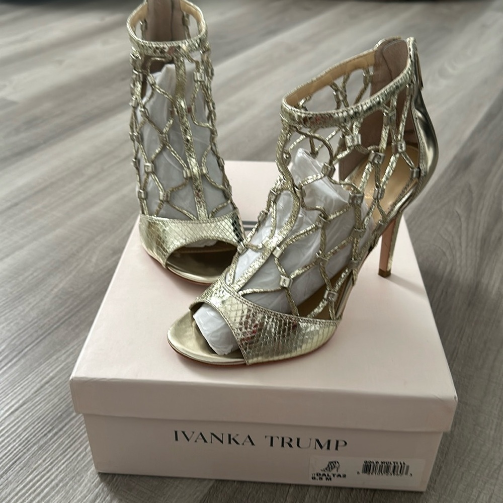 IVANKA TRUMP DALTA2